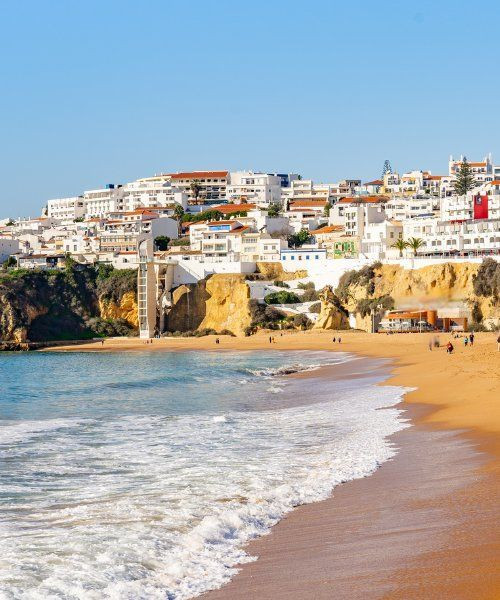 Spiaggia e centro storico di Albufeira - Algarve - Portogallo