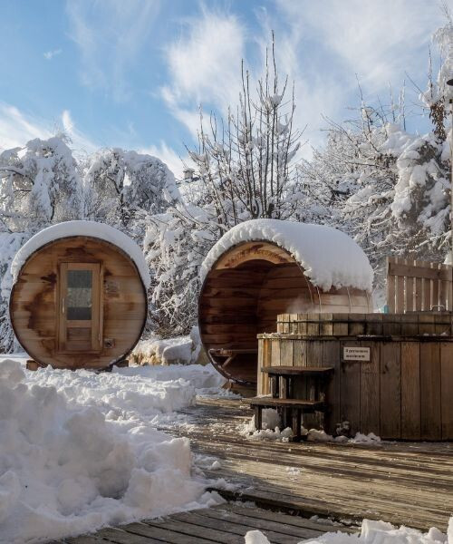 Sauna a botte e bagno nordico sotto la neve - Francia