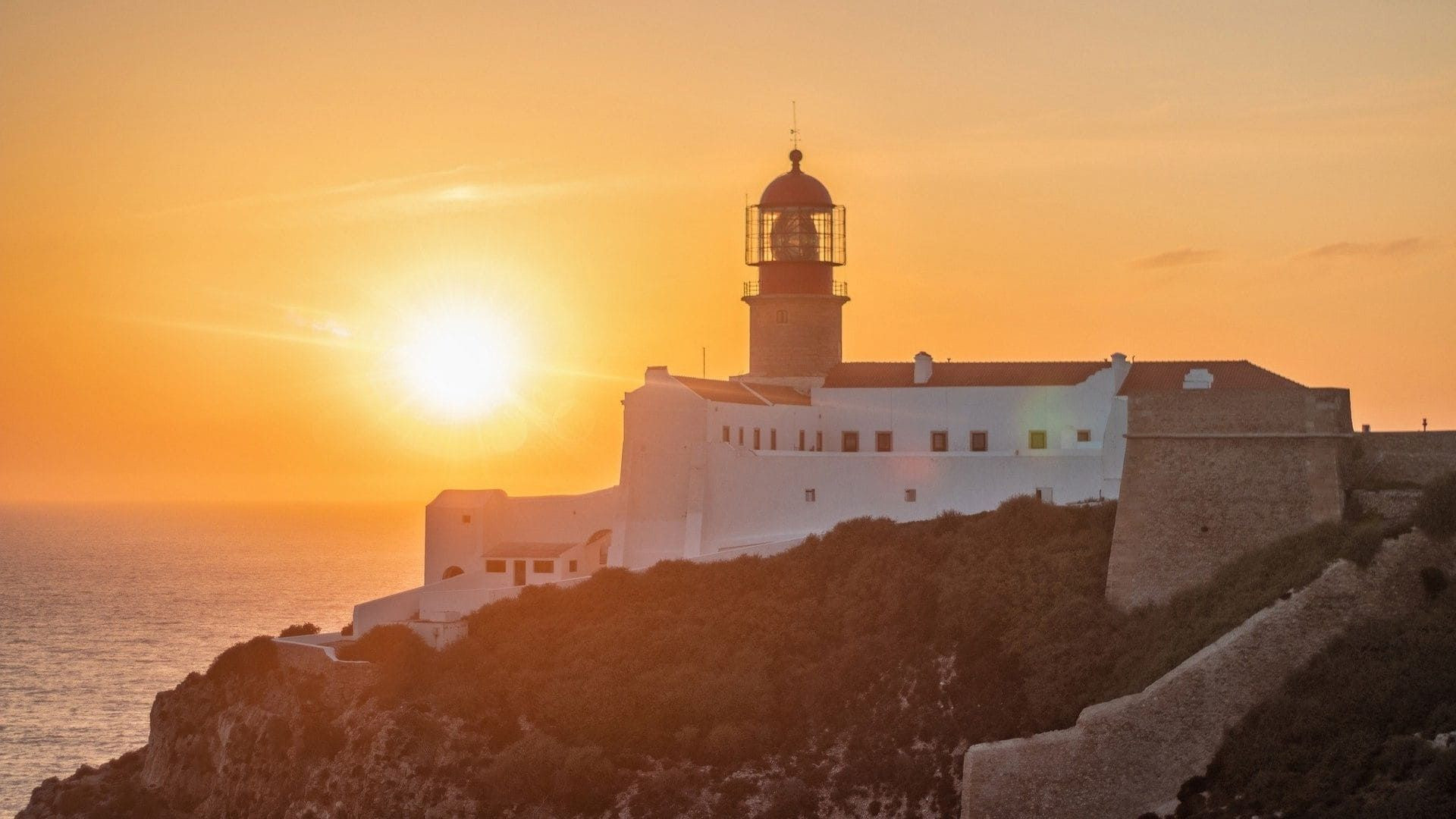 Faro di Cabo de São Vicente al tramonto - Sagres - Portogallo