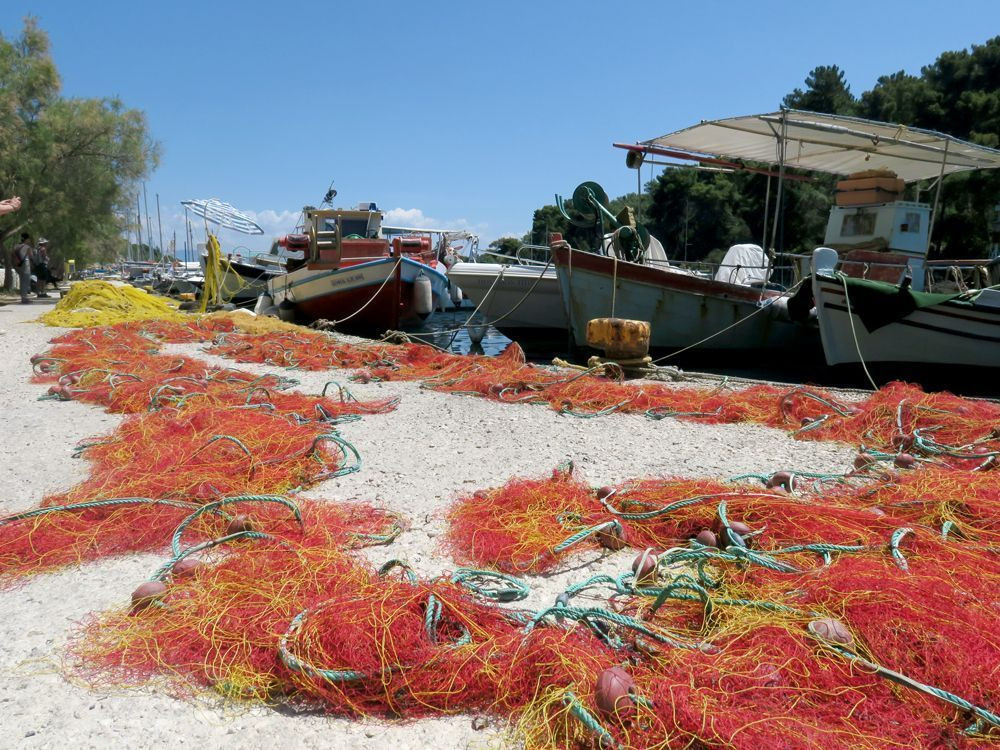 Reti da pesca nel porto di Gaios, Paxos