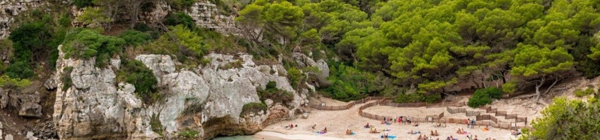 Cala Macarella e scogliere calcaree - Minorca - Baleari - Spagna