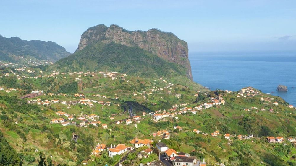 Rocher de l’Aigle e Porto da Cruz - Madeira - Portogallo