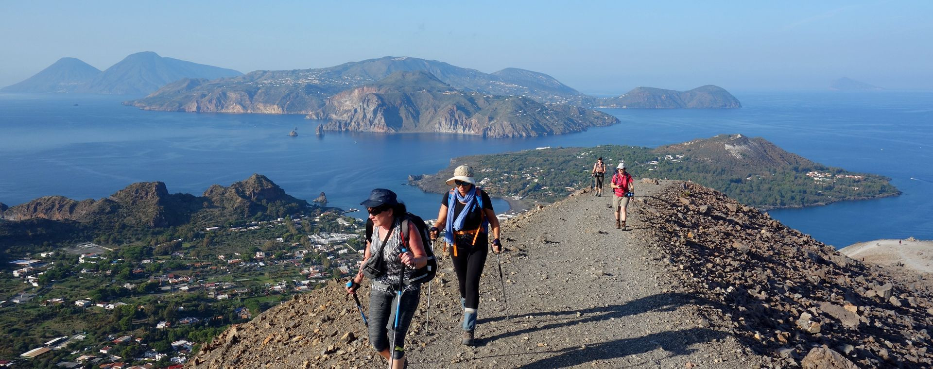 Randonnée au bord du cratère - Vulcano - Îles Éoliennes - Italie