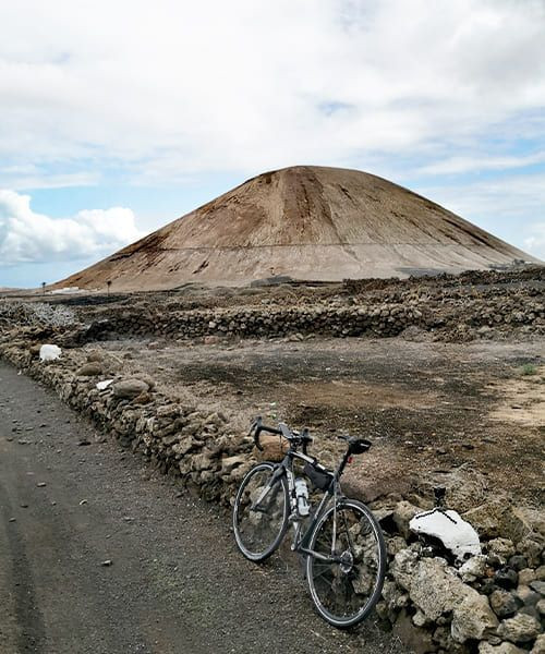 J4 - ai piedi del vulcano Montana Pinache
