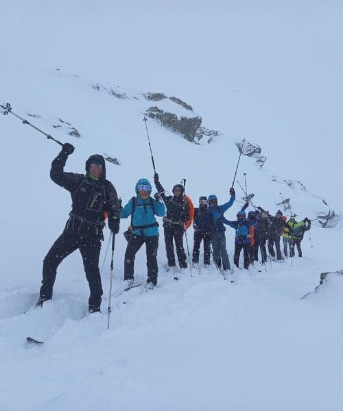 Gruppo di sciatori di fondo escursionistico - Norvegia