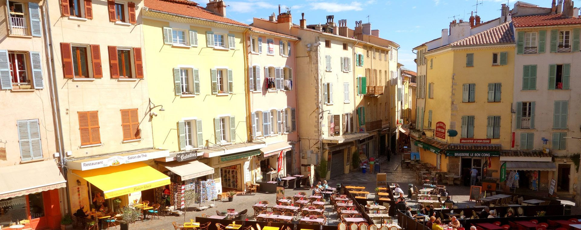 Place Massillon - Hyères - Var - Francia