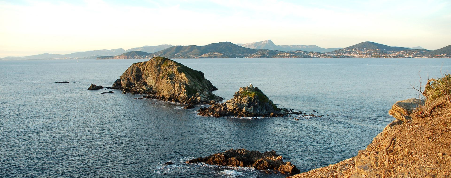 Isole rocciose della penisola di Giens - Var - Francia