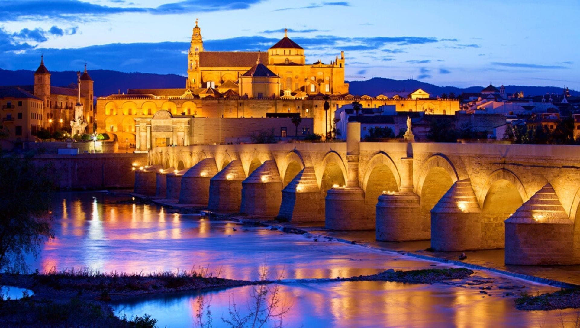 Ponte romano e moschea-cattedrale di Córdoba - Andalusia - Spagna