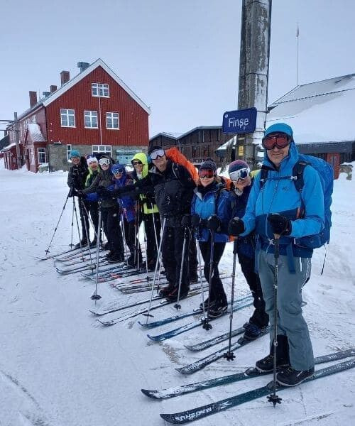 Sciatori alla stazione di Finse - Norvegia
