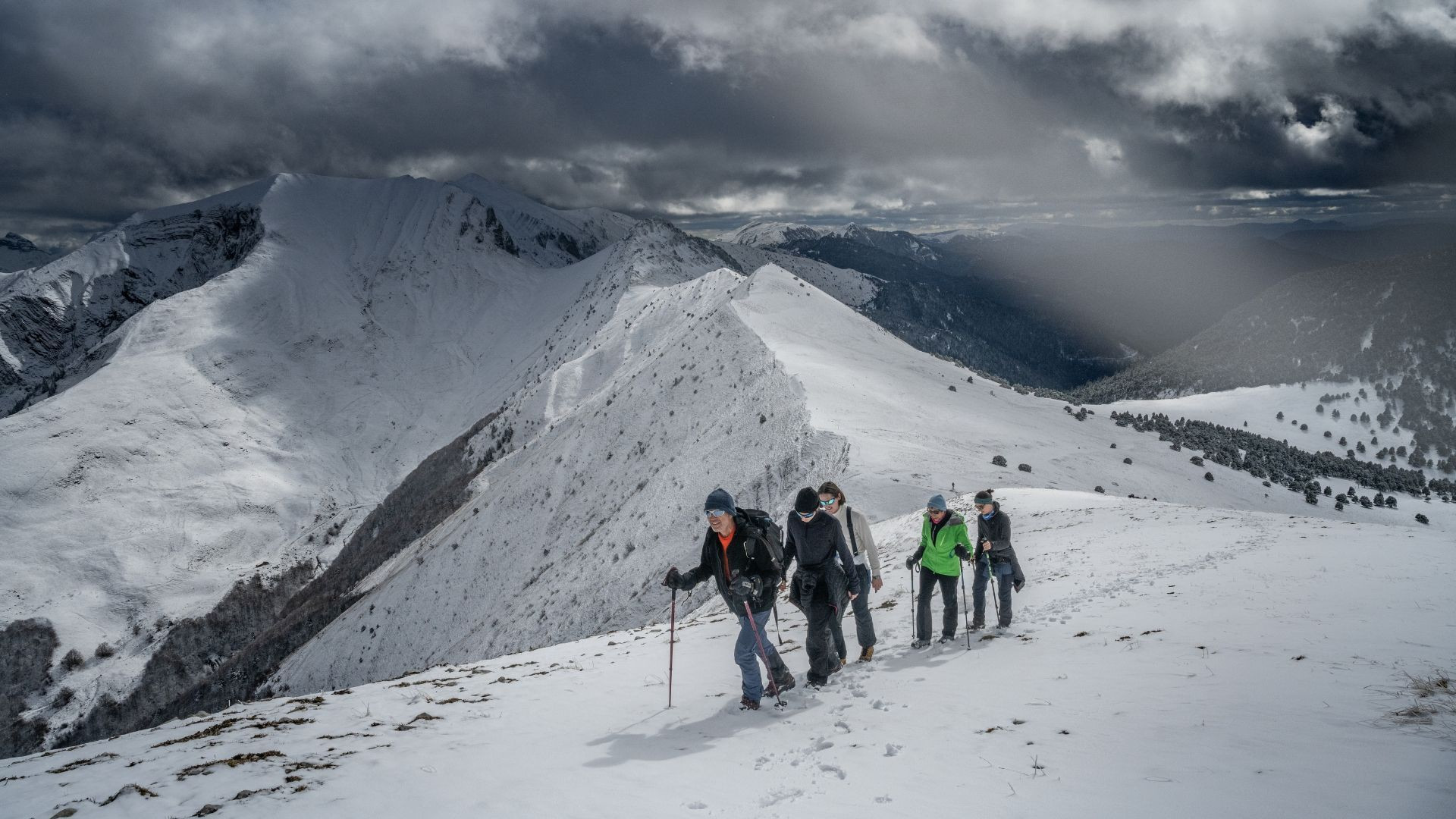 Escursione con le racchette da neve nel bosco della Valle dei Lupi - Vercors