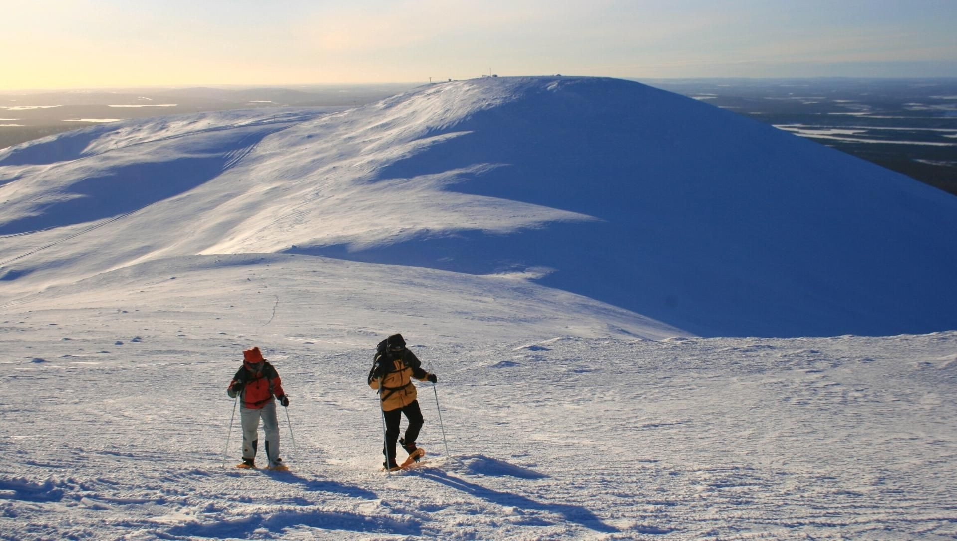 Escursione con le ciaspole su un fell innevato - Lapponia - Finlandia