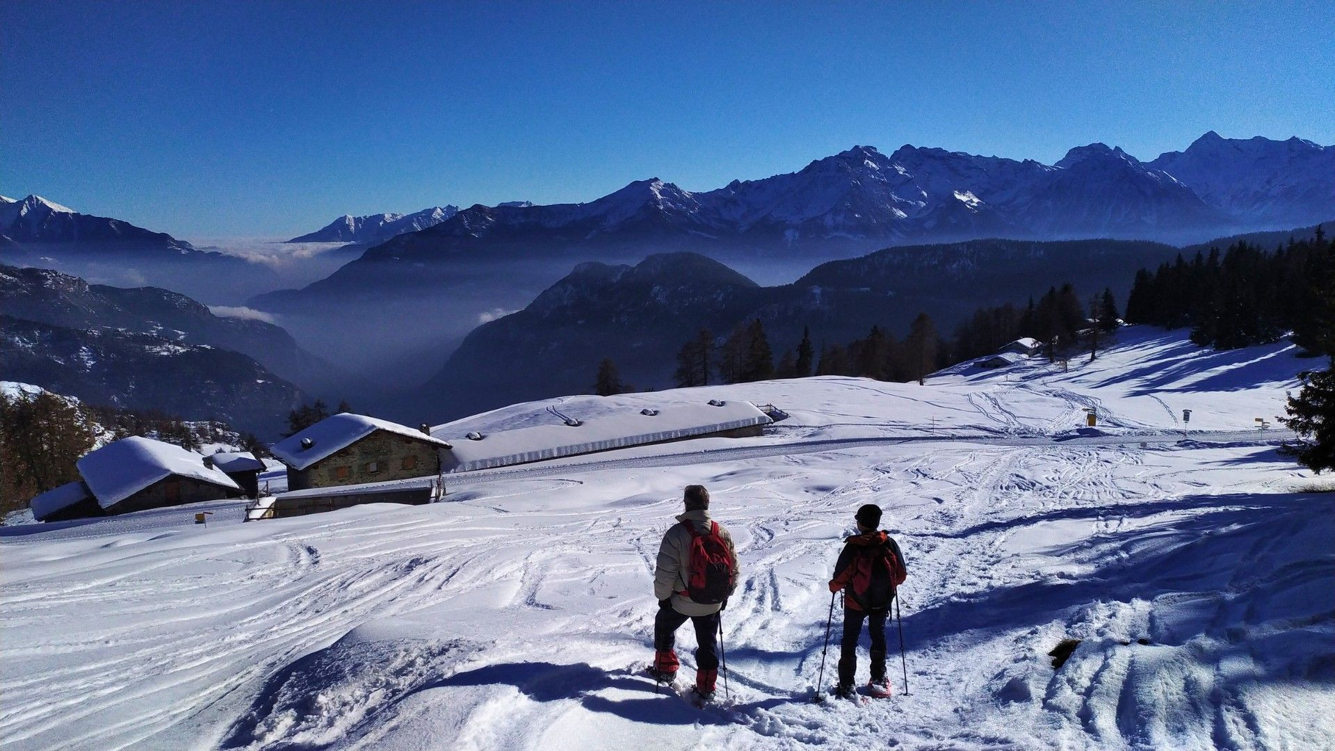 Randonnée en raquettes sur les balcons du Cervin - Valais - Suisse
