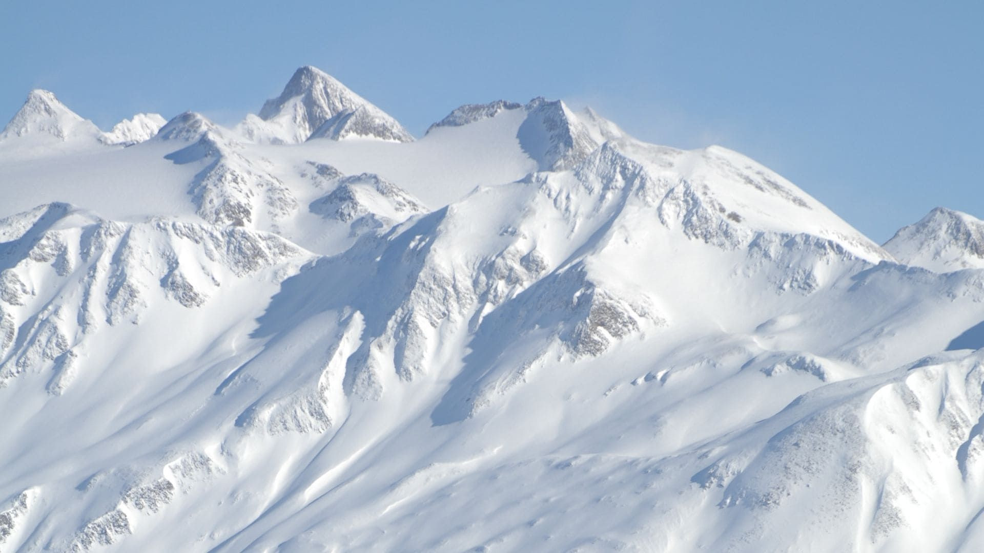 Cime innevate vicino ad Aletsch - Vallese - Svizzera