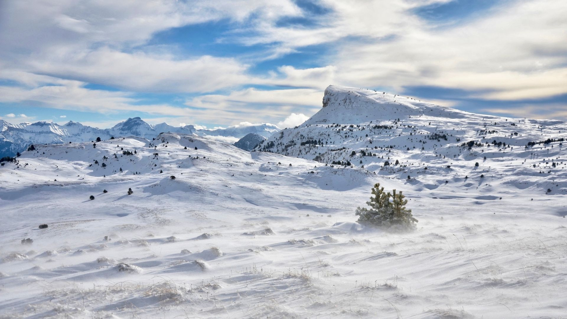 Vetta innevata della Montagnette nel Vercors - Drôme - Francia