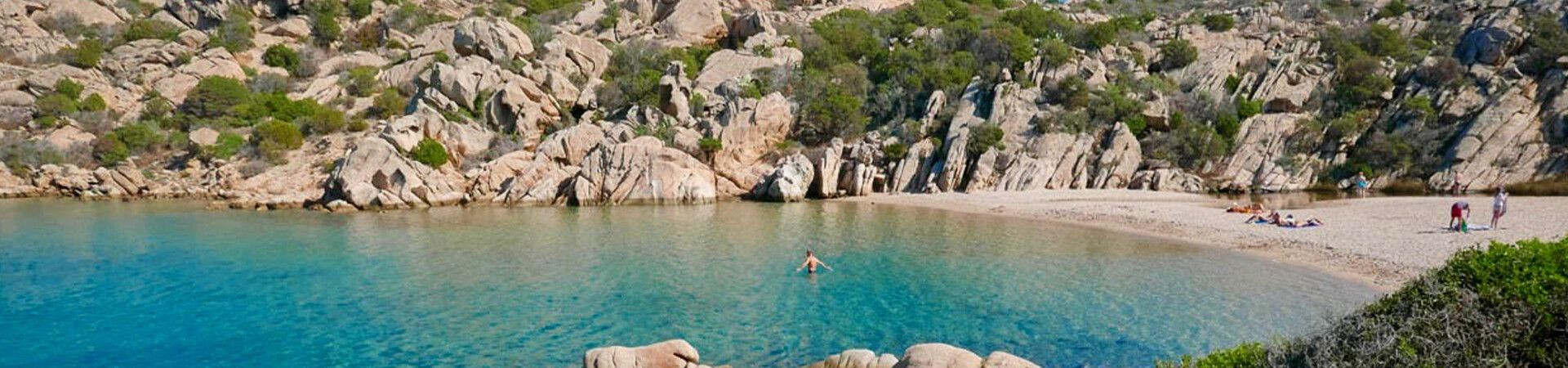Viaggi organizzati e soggiorni tutto compreso in Sardegna
