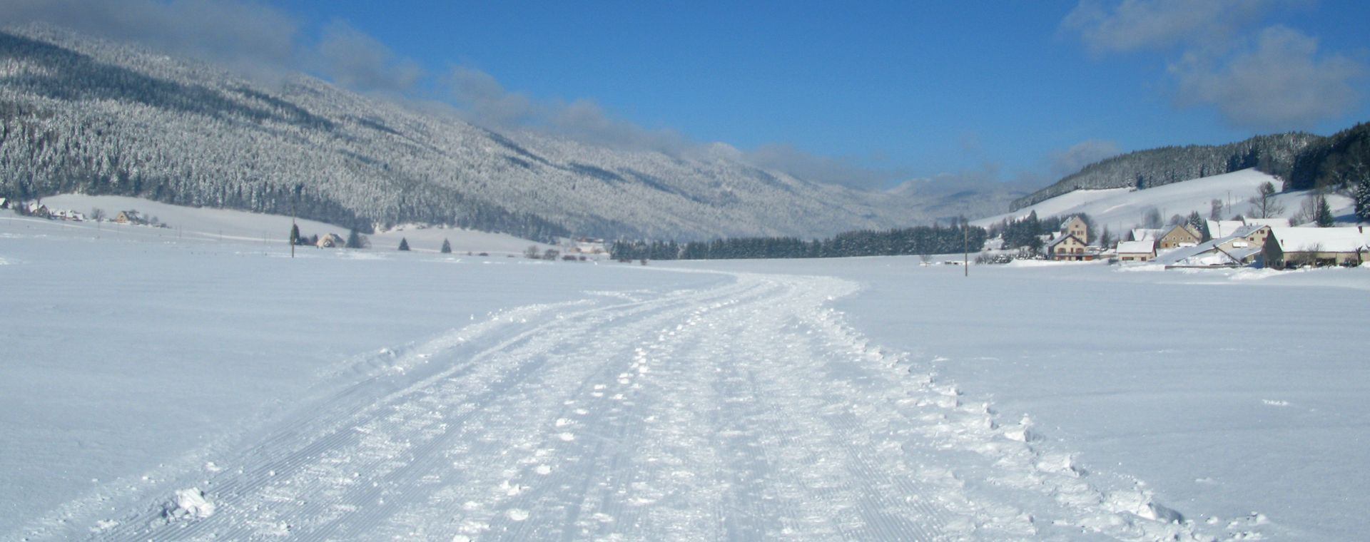 Valle di Autrans-Méaudre innevata in inverno - Vercors - Francia