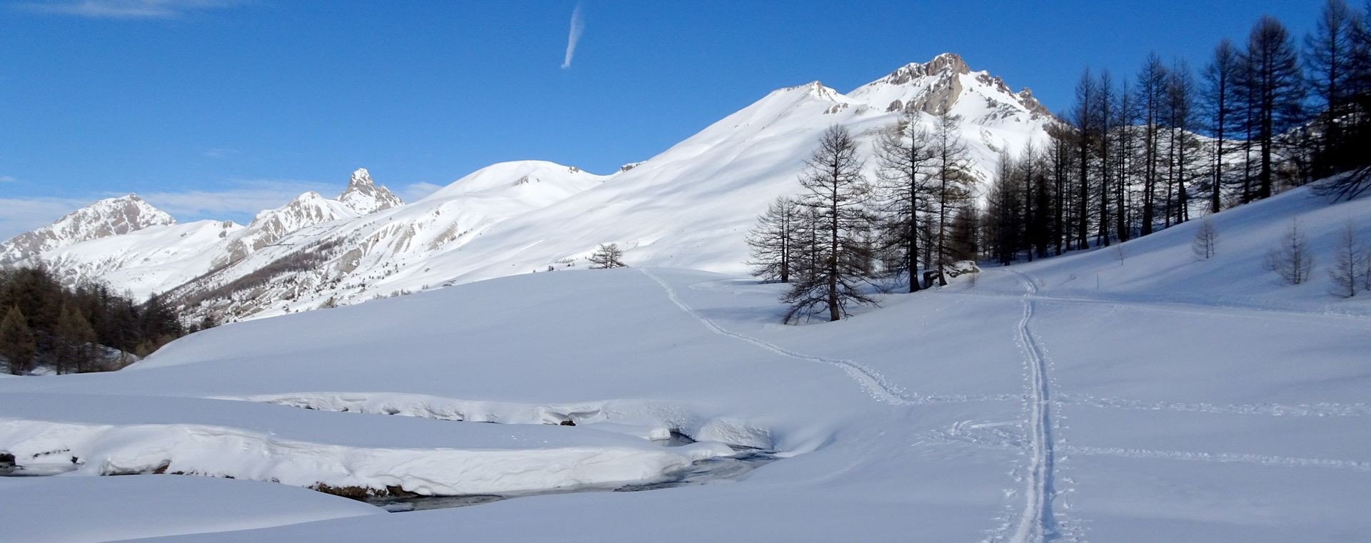 Paysage enneigé et sommets - Val Maira - Piémont - Italie